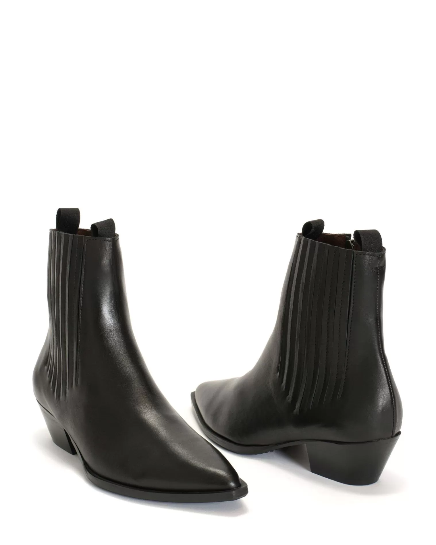 hachi_3-8.webp Online Anonymous Copenhagen Hachi